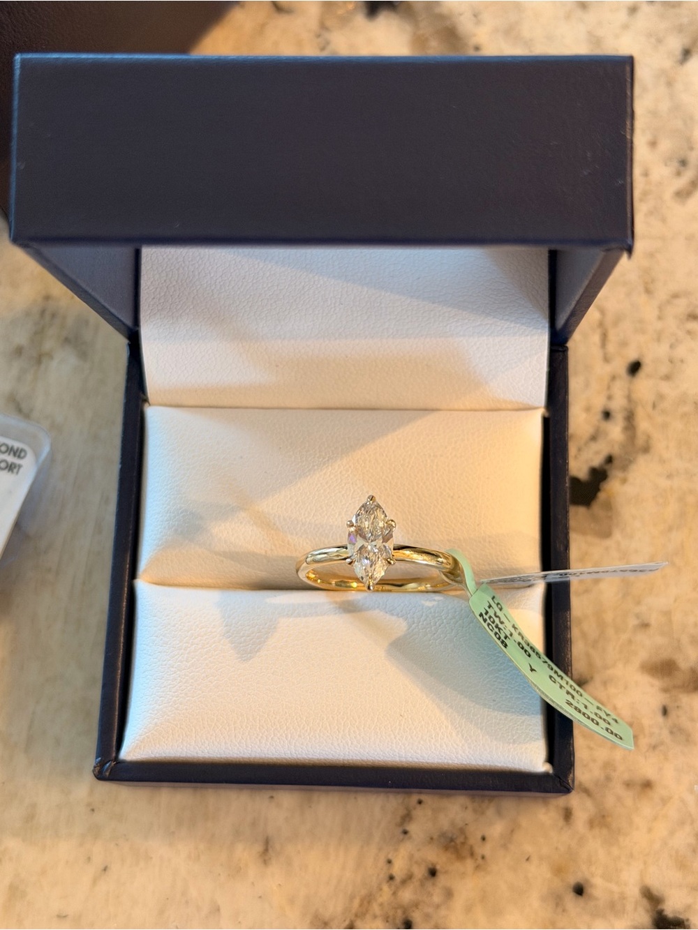 Classic Marquise Solitaire Engagement Ring in Yellow Gold 1 Carat